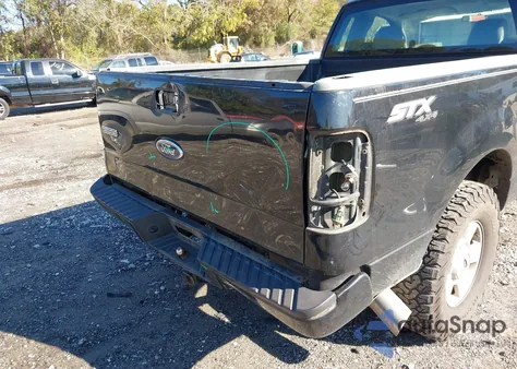 2004 Ford F-150 Stx/Xl/Xlt from USA, damaged, VIN 1FTRF14W04NB43503